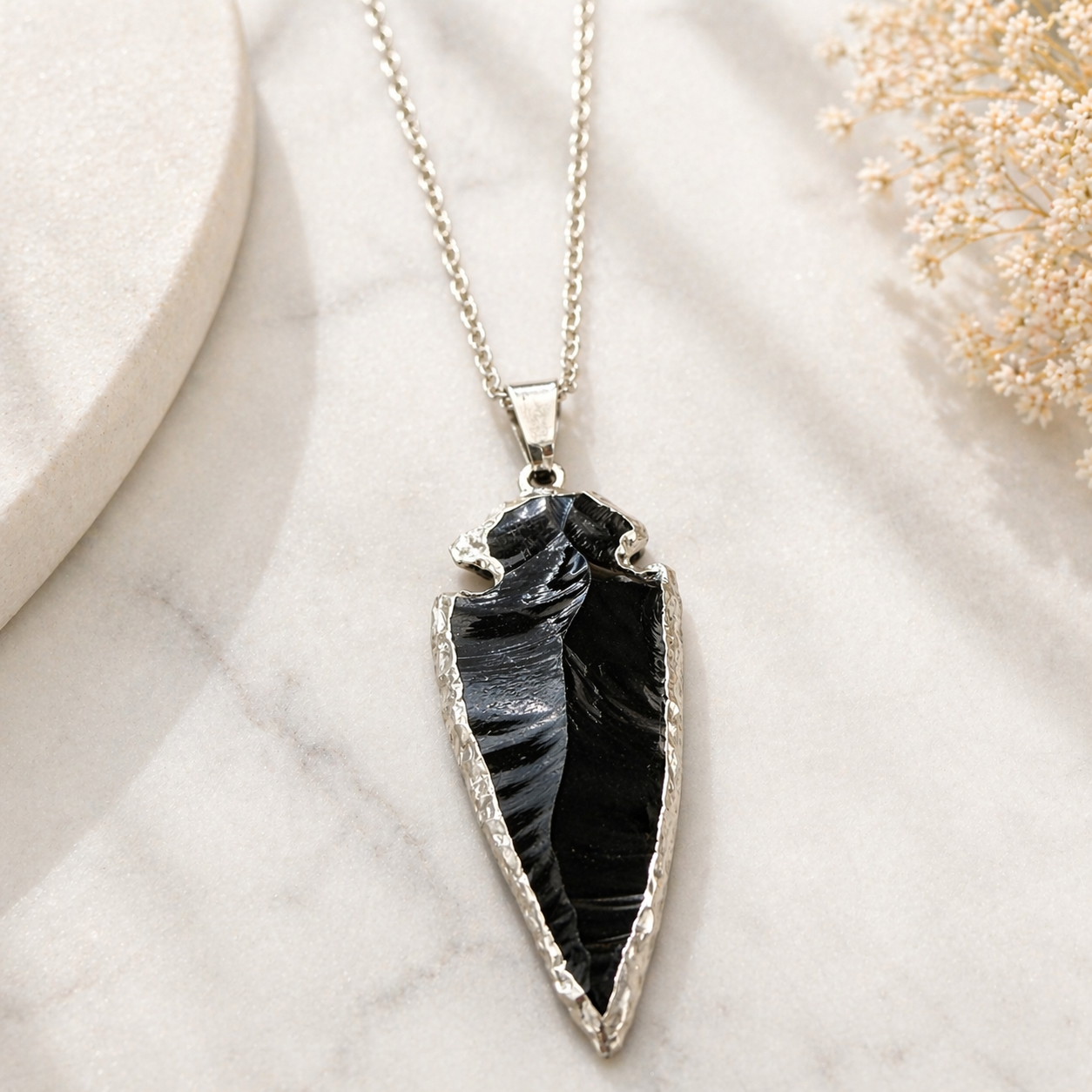 Obsidian Arrow