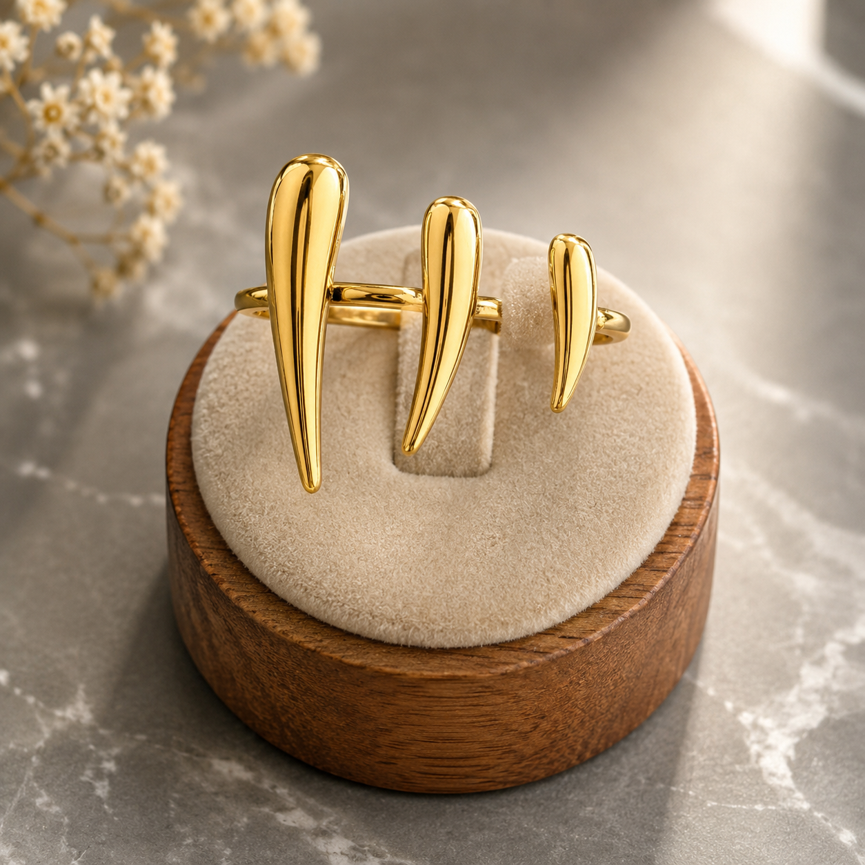 Claw Ring