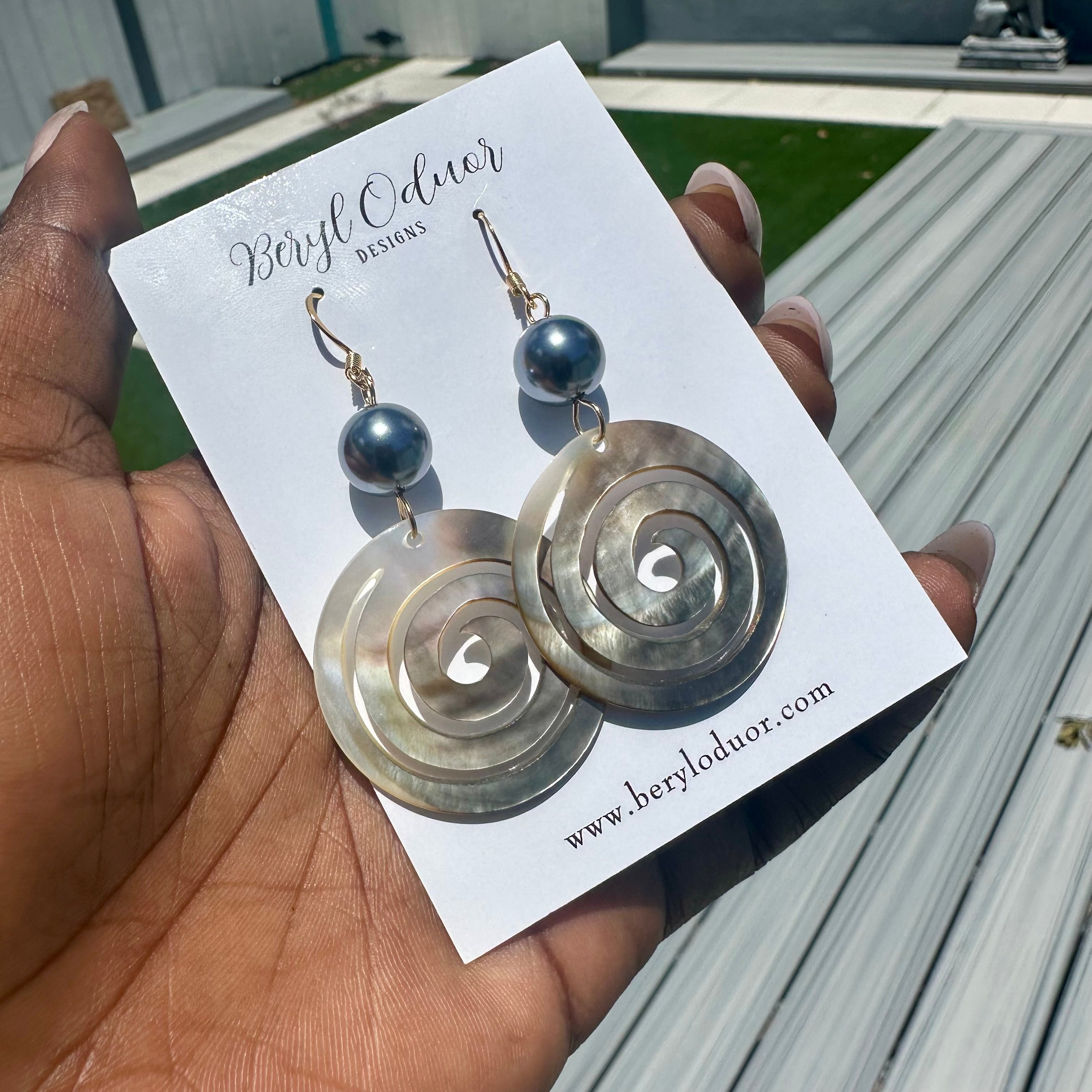 Swirl Shell Earrings