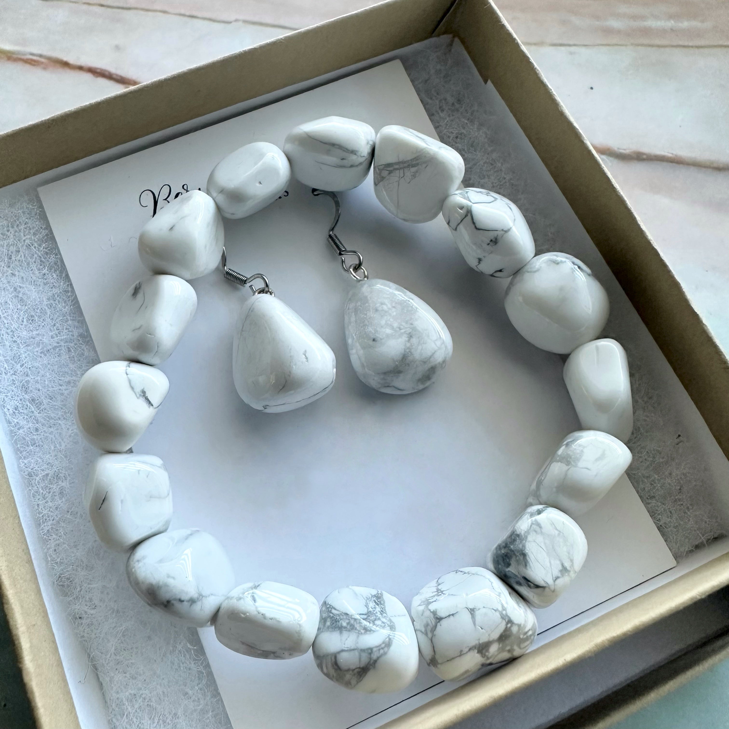 Tumbled Howlite Set